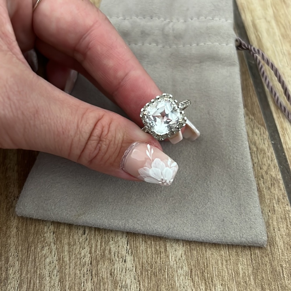 White Topaz Ring 10k White Gold 7